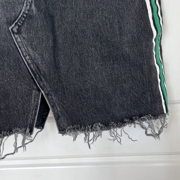 Topshop - black jean skirt with green stripes - Picture 5 of 10